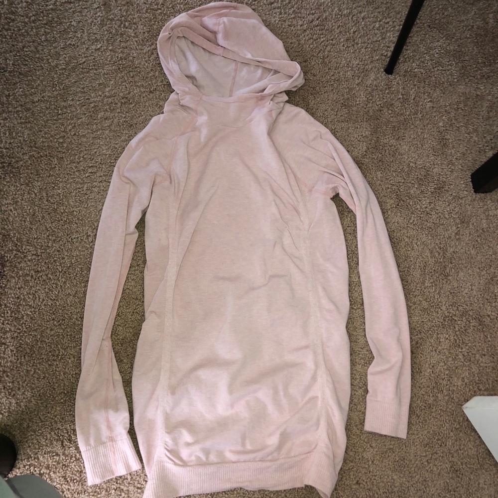 Fabletics Pull Over Sweatshirt like Lululemon